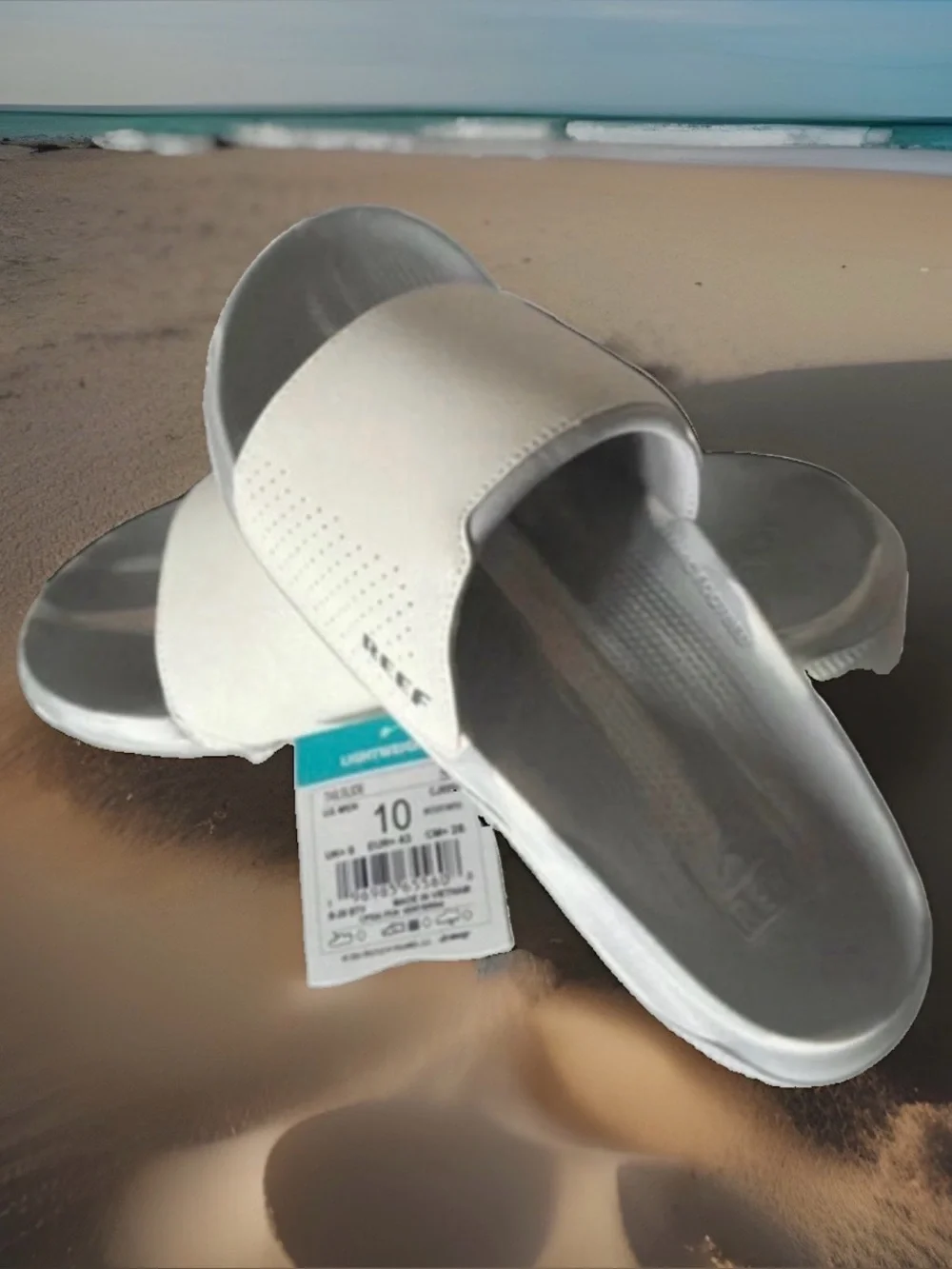Reef Men's Size 10 Tailslide Slip on Sandals. White. New with Tags